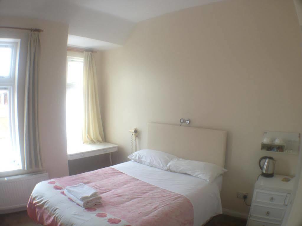 Kingswood Hotel Maidenhead Kültér fotó
